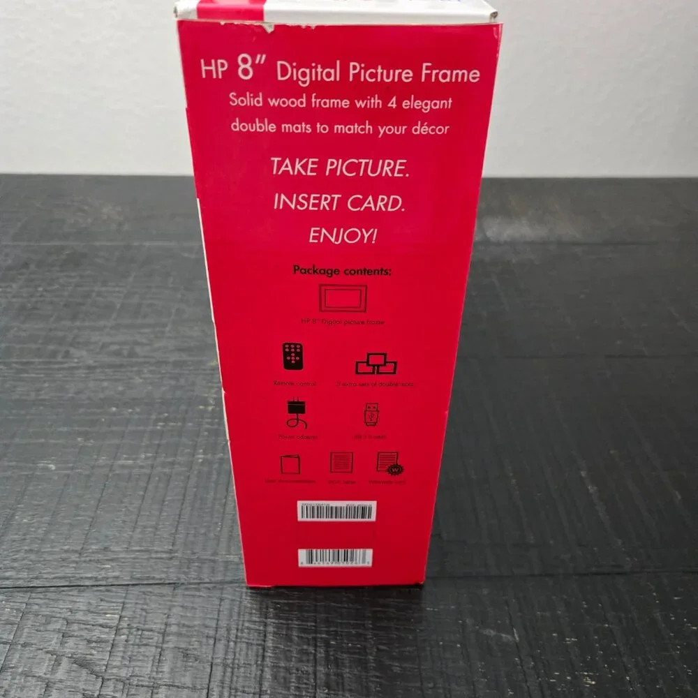 New- HP 8” Digital Picture Wood Frame Black with Remote DF820B4